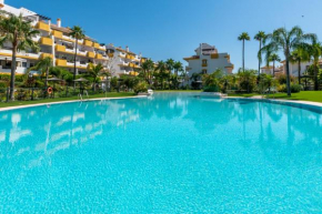 2BR Calanova Grand Golf - WIFI/AC/POOL